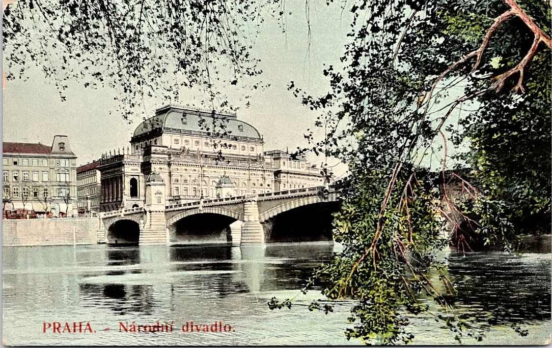 Okres Praha, Národní divadlo