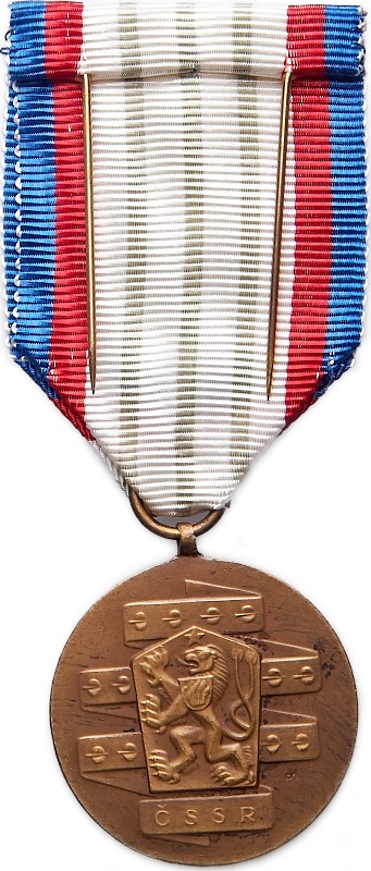 Československo, za upevňování přátelství ve zbrani