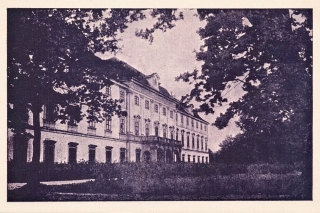 Okres České Budějovice, Hluboká nad Vltavou - lovecký zámek Ohrada