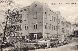 Okres Semily, Benešov u Semil